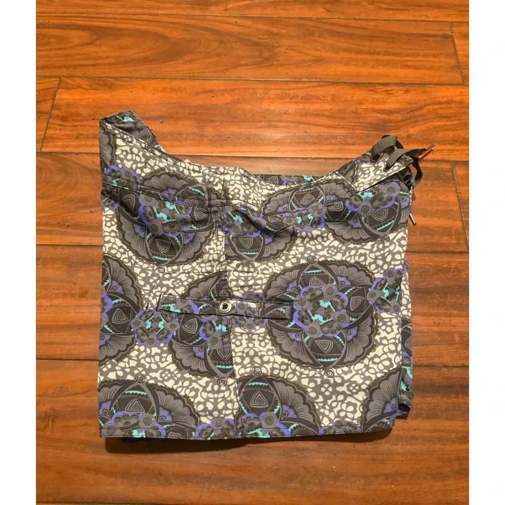 Patagonia Barely Baggies Board Shorts Womens 4 Blue Grey Floral Mandala Print